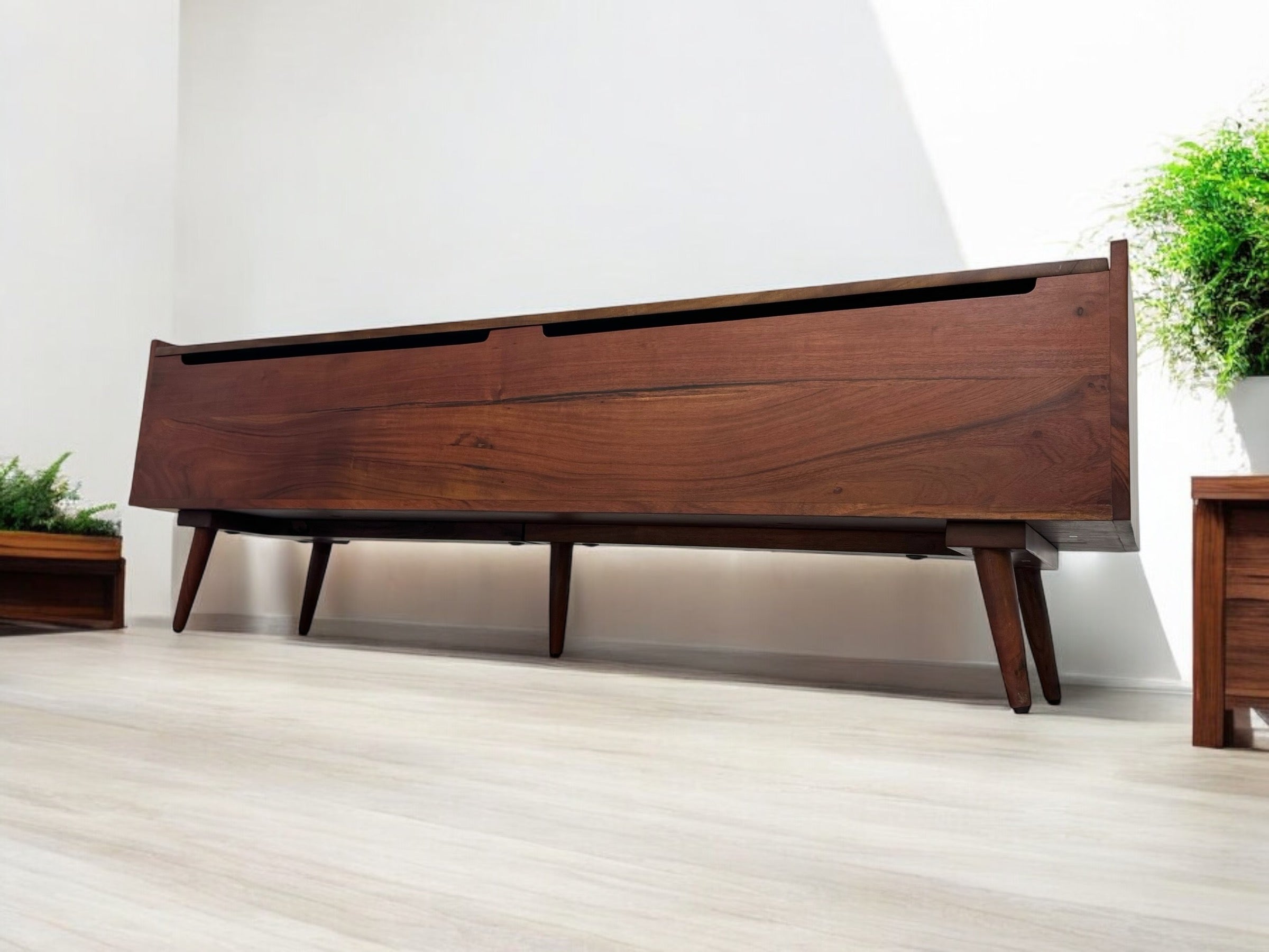 Picture of Curved Display Unit with Light – 2 Door – SE Furniture Outlet