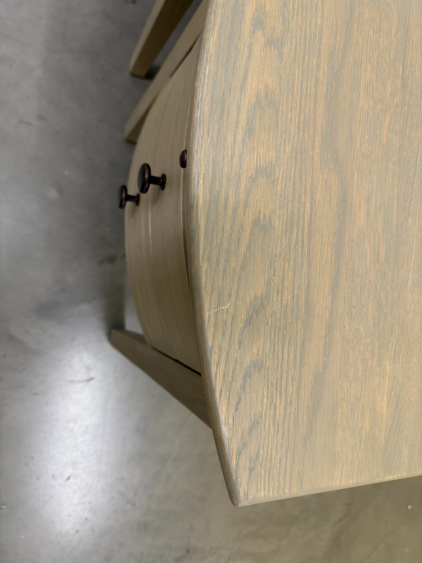Cotswold Company Solid Smoked Oak 2 Drawer Bow Fronted Bedside Tables With Pull-out Tray RRP £598