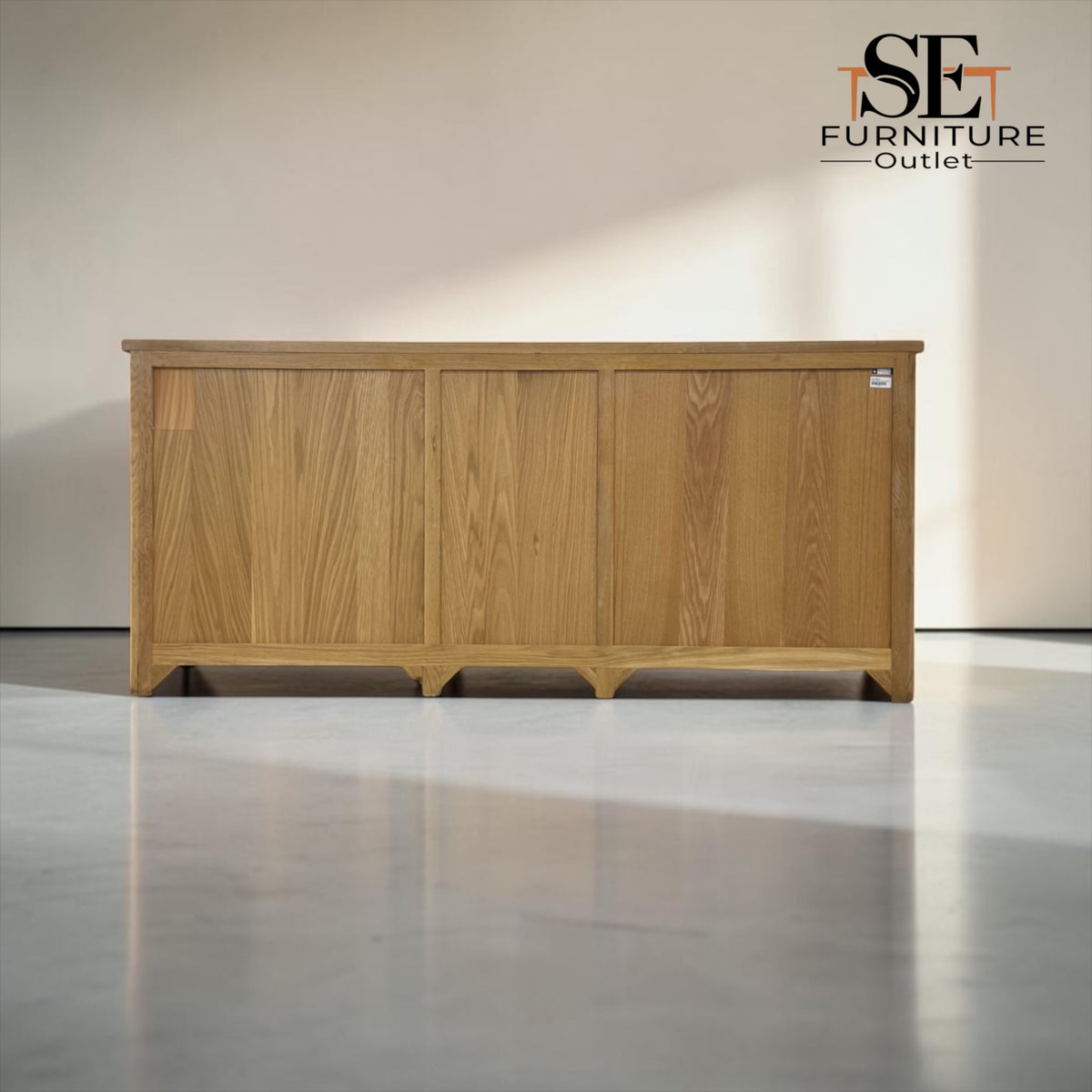 Whitewashed Finish Solid Oak & Oak Veneer Grand Sideboard, Inglesham Range RRP £1199
