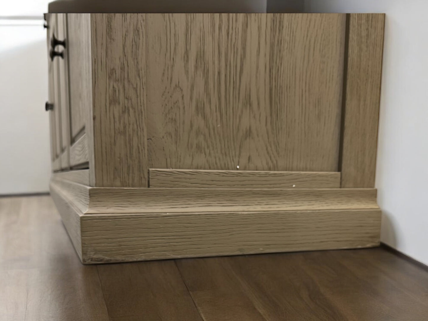 SOLID WEATHERED OAK EXTRA LARGE SIDEBOARD BURLEIGH RANGE RRP £899