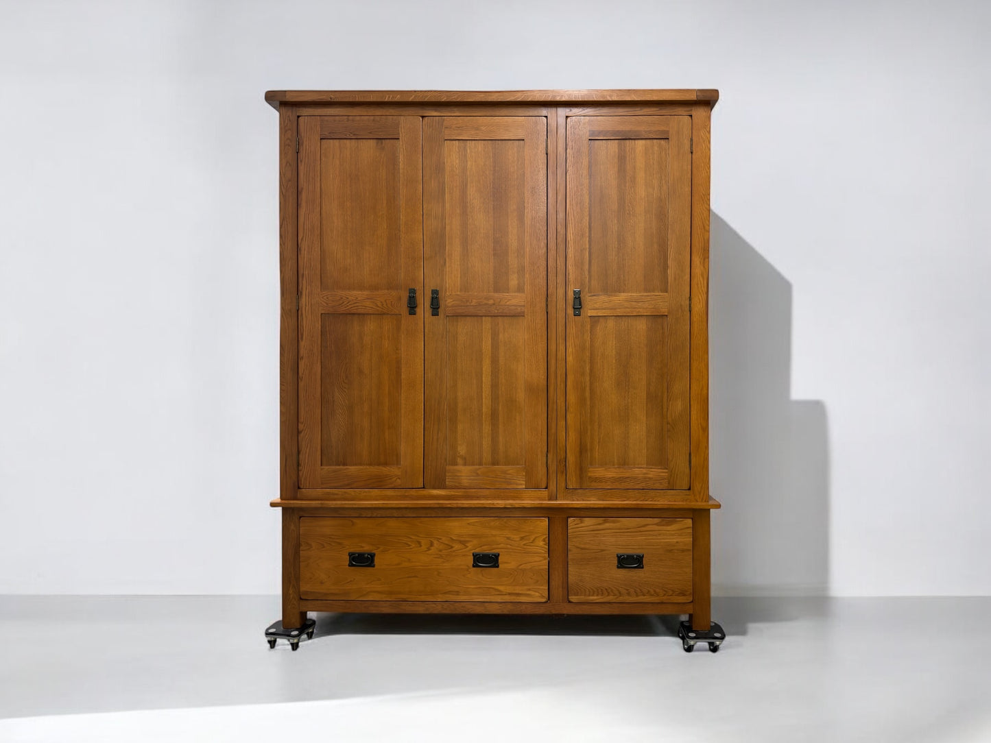 OAK FURNITURELAND SOLID OAK TRIPLE WARDROBE ORIGINAL RUSTIC RANGE RRP £1599