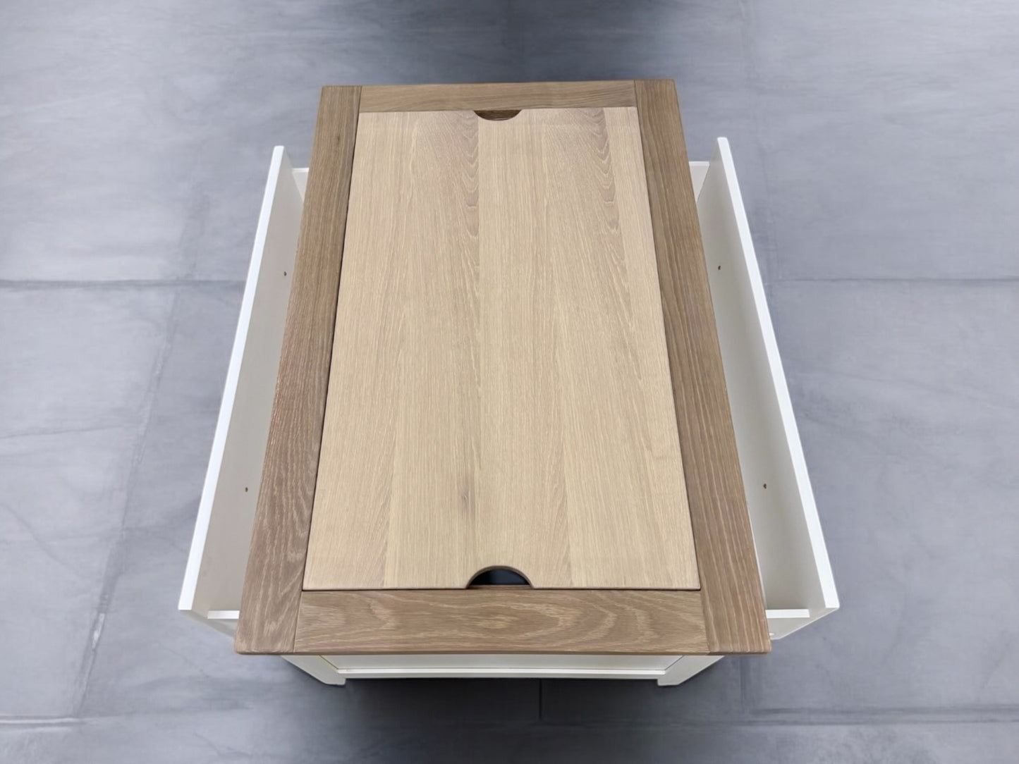 Cotswold Company Solid Wood Pure White Play Away Coffee Table RRP £599