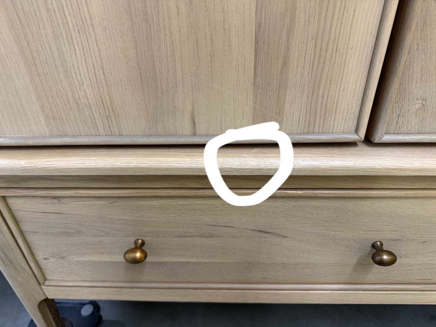 Light Natural Solid Oak Triple Wardrobe Newton Range From Oak Furnitureland RRP £1549