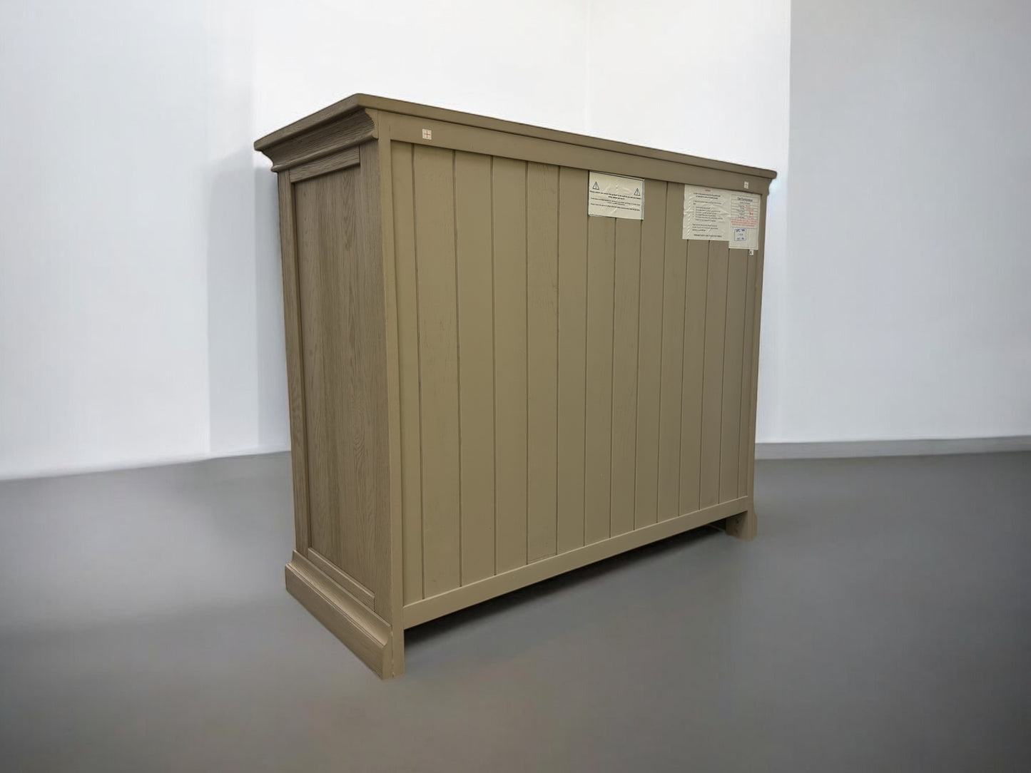 SOLID WEATHERED OAK SMALL SIDEBOARD RRP £569