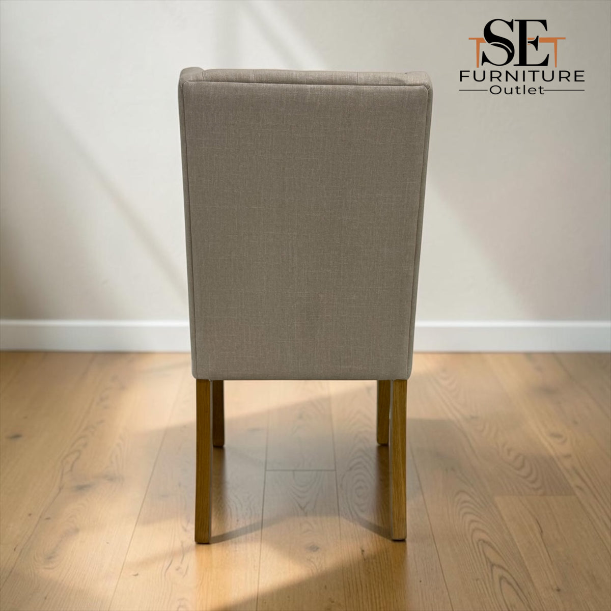 Set of 8 Winged Button Dining Chairs Stone Linen, Foxglove Range RRP £1592