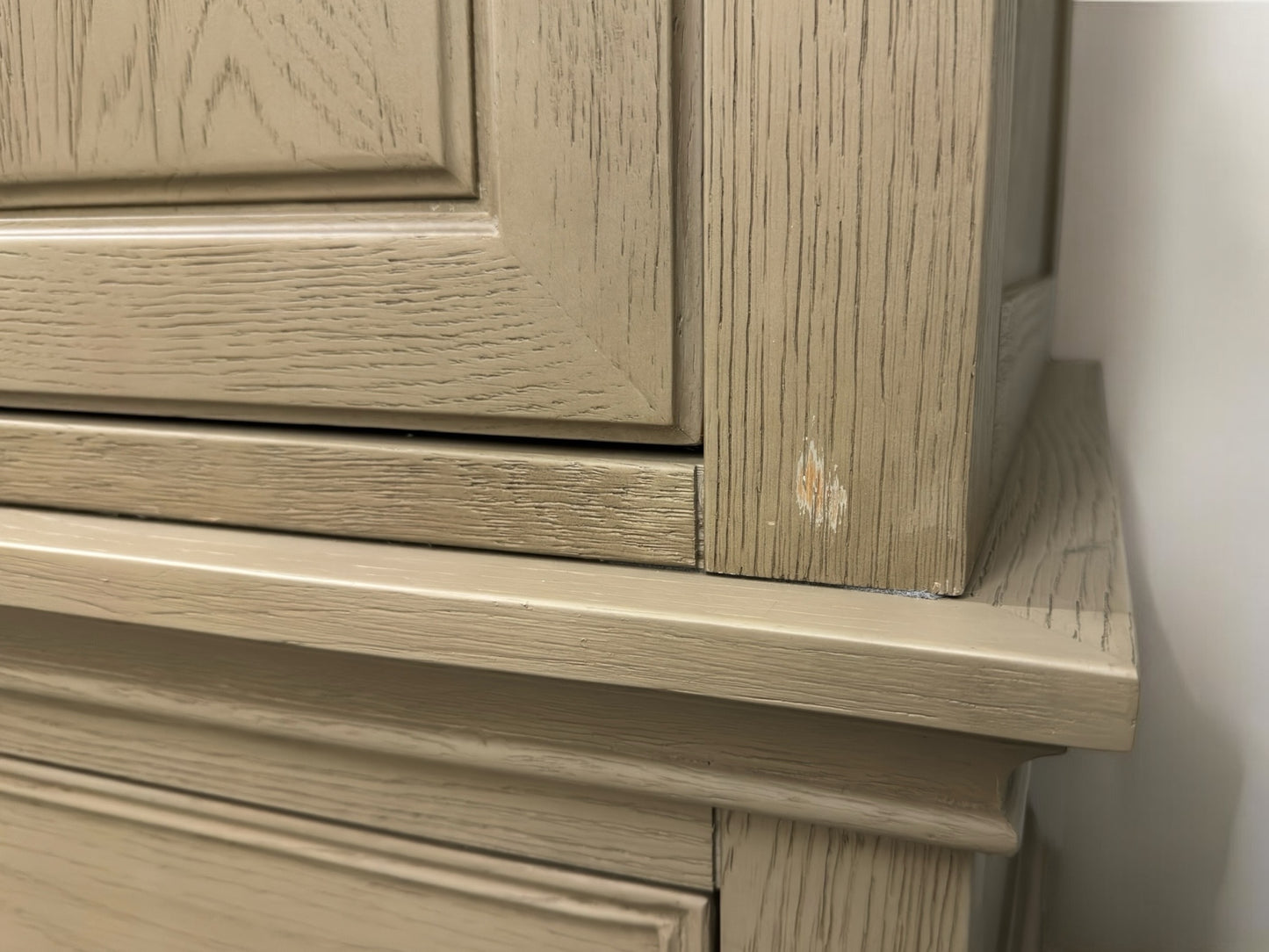 Oak Furnitureland Weathered Oak Double Wardrobe with Glass Mirror & Tie Rack Burleigh Range RRP £1099