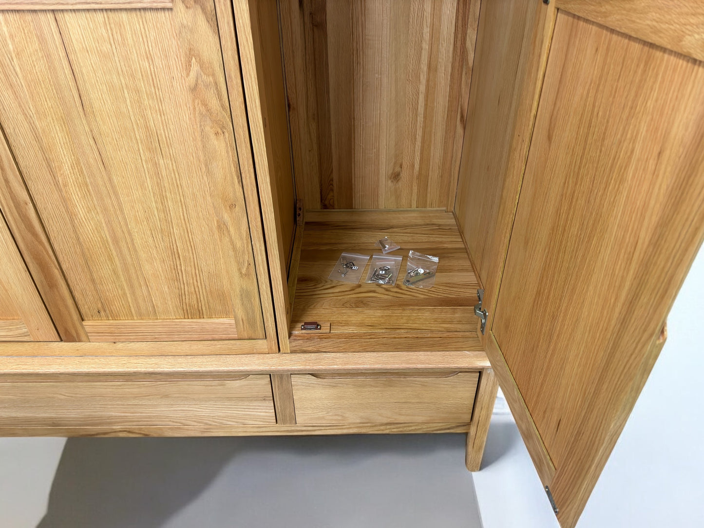 Oak Furnitureland Natural Solid Oak Triple Wardrobe Copenhagen Range RRP £1499