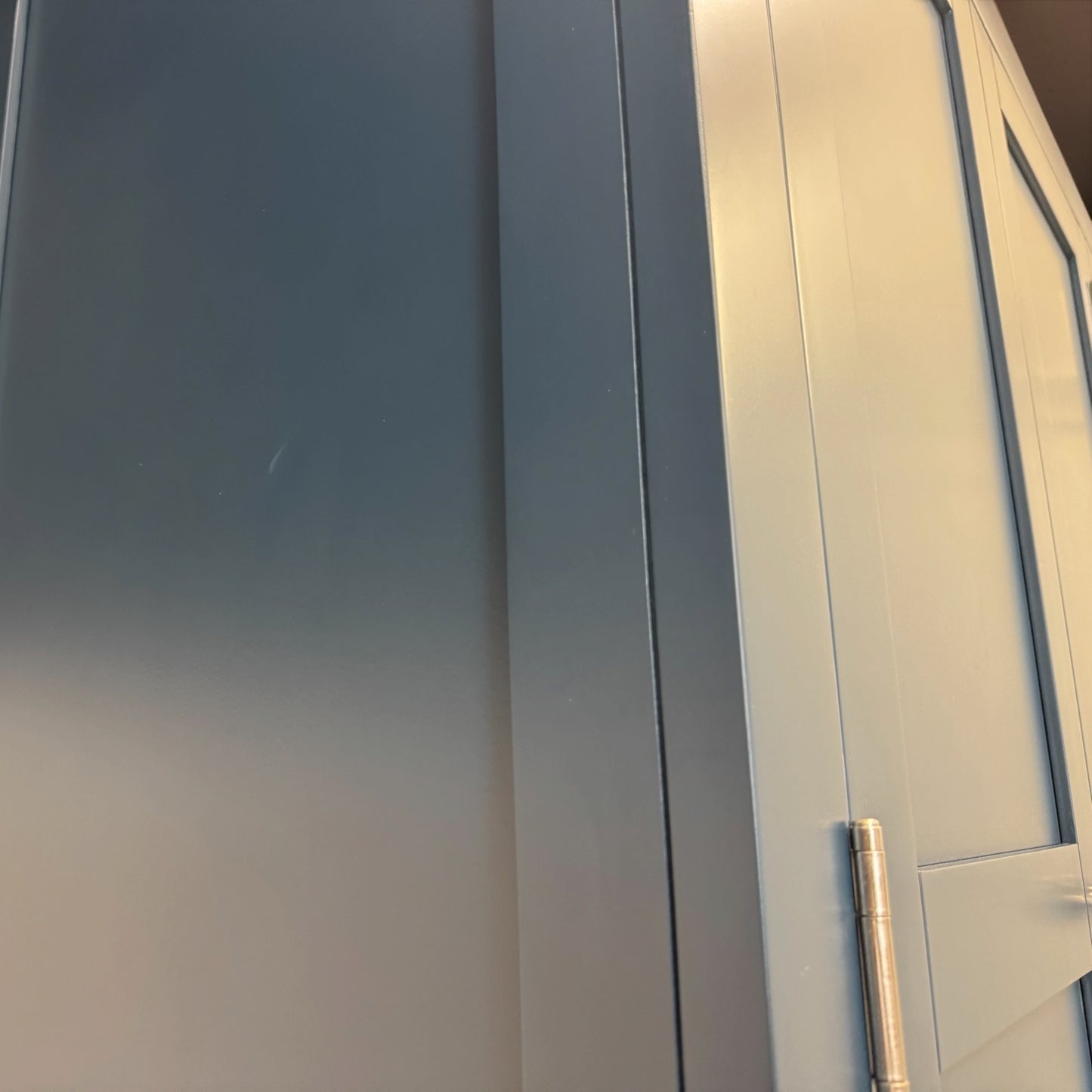 Solid Oak Top & Solid Wood Frames Triple Larder, Chester Midnight Blue Range RRP £1999
