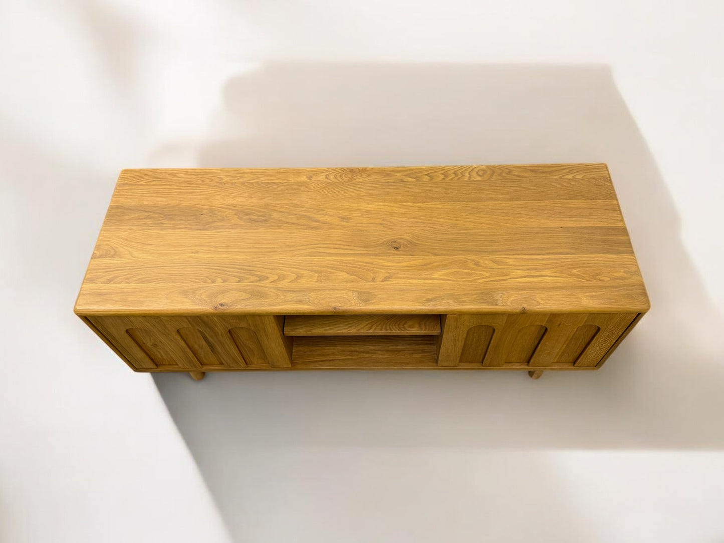 Solid Oak Arched Carved Door Panels TV Unit (No Veneer, MDF Or Chipboard Used) RRP £569