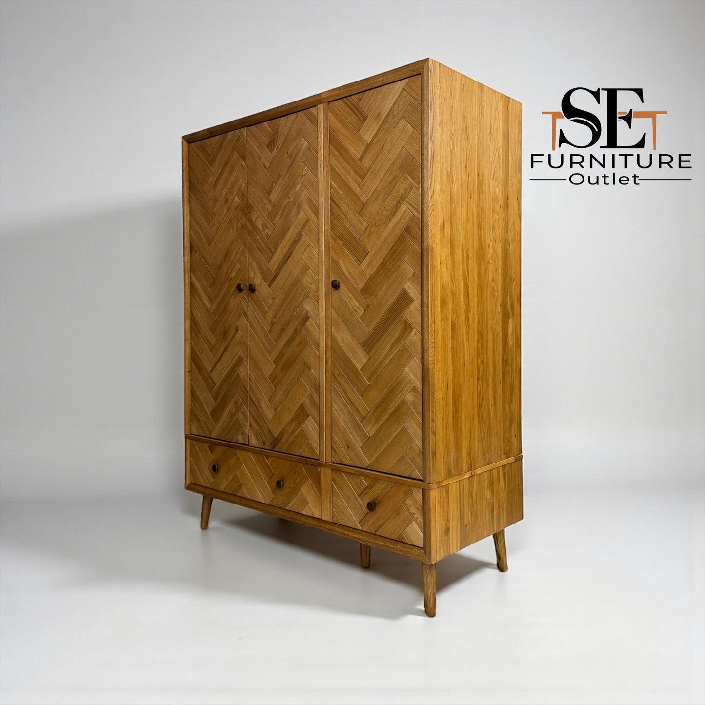 Oak Furnitureland Brushed & Glazed Solid Oak Triple Wardrobe Parquet Range RRP £1599