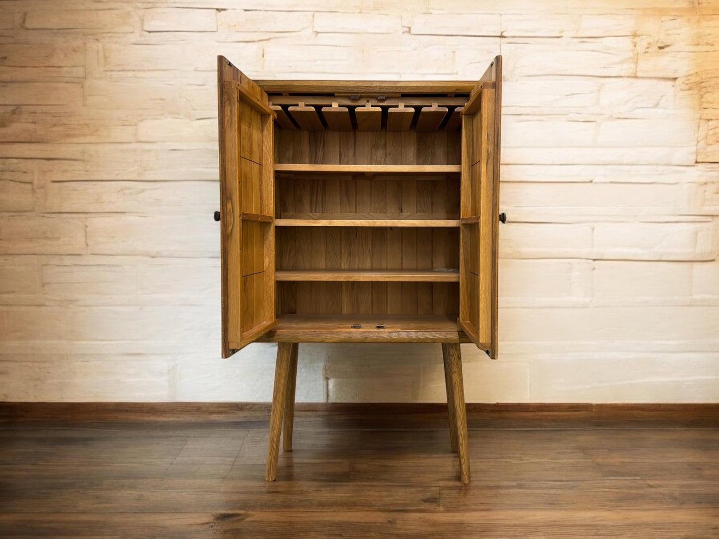 Oak Furnitureland Brushed & Glazed Oak Drinks Cabinet Parquet Range RRP £649