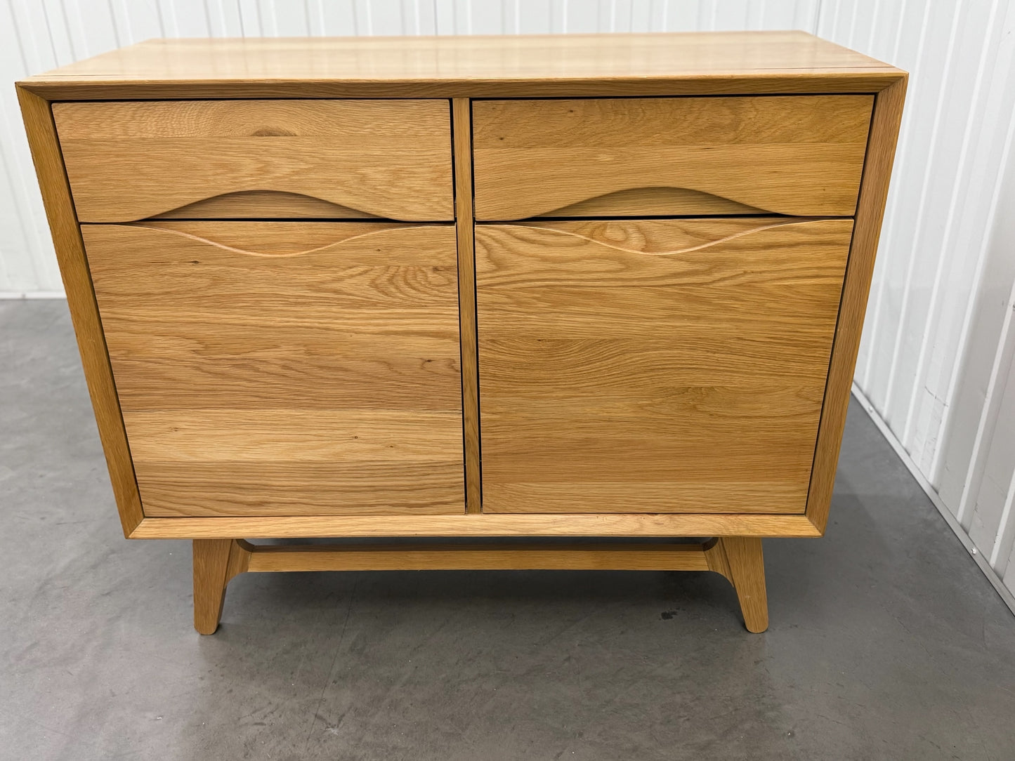 Oak Furnitureland Natural Solid Oak Sideboard Ellipse Range RRP £549