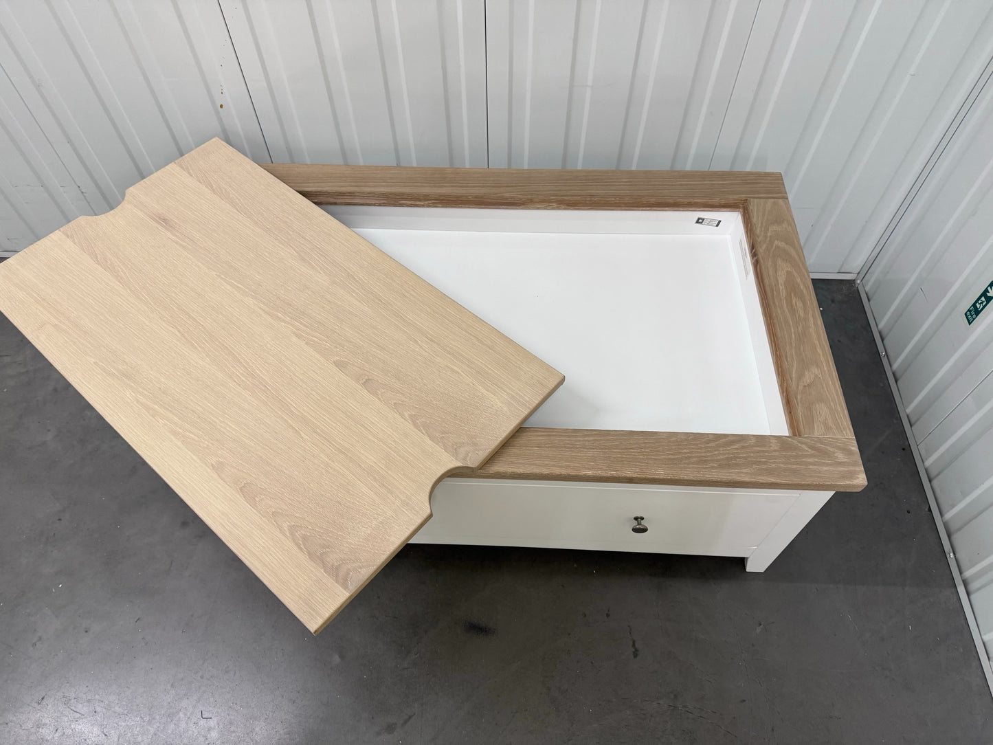 Cotswold Company Solid Wood Pure White Play Away Coffee Table RRP £599