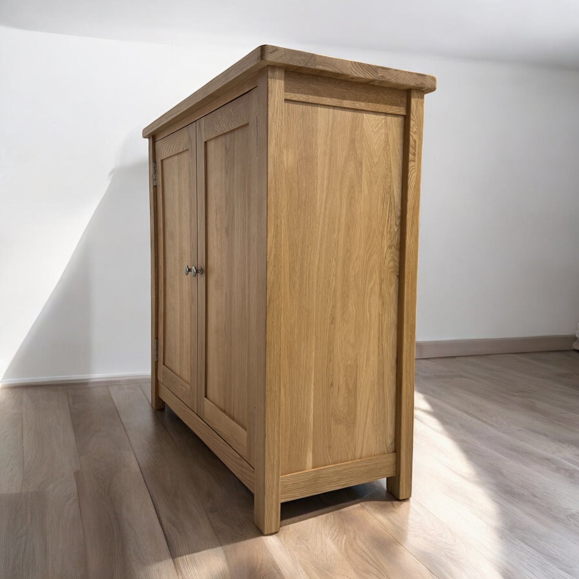 White painted 10-drawer wooden chest – SE Furniture Outlet