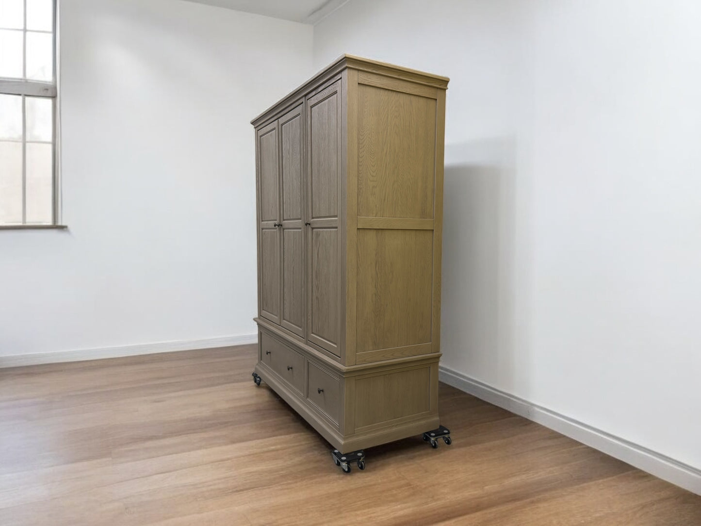 Oak Furnitureland Weathered Oak Triple Wardrobe with Tie Rack & Glass Mirror, Burleigh Range RRP £1649