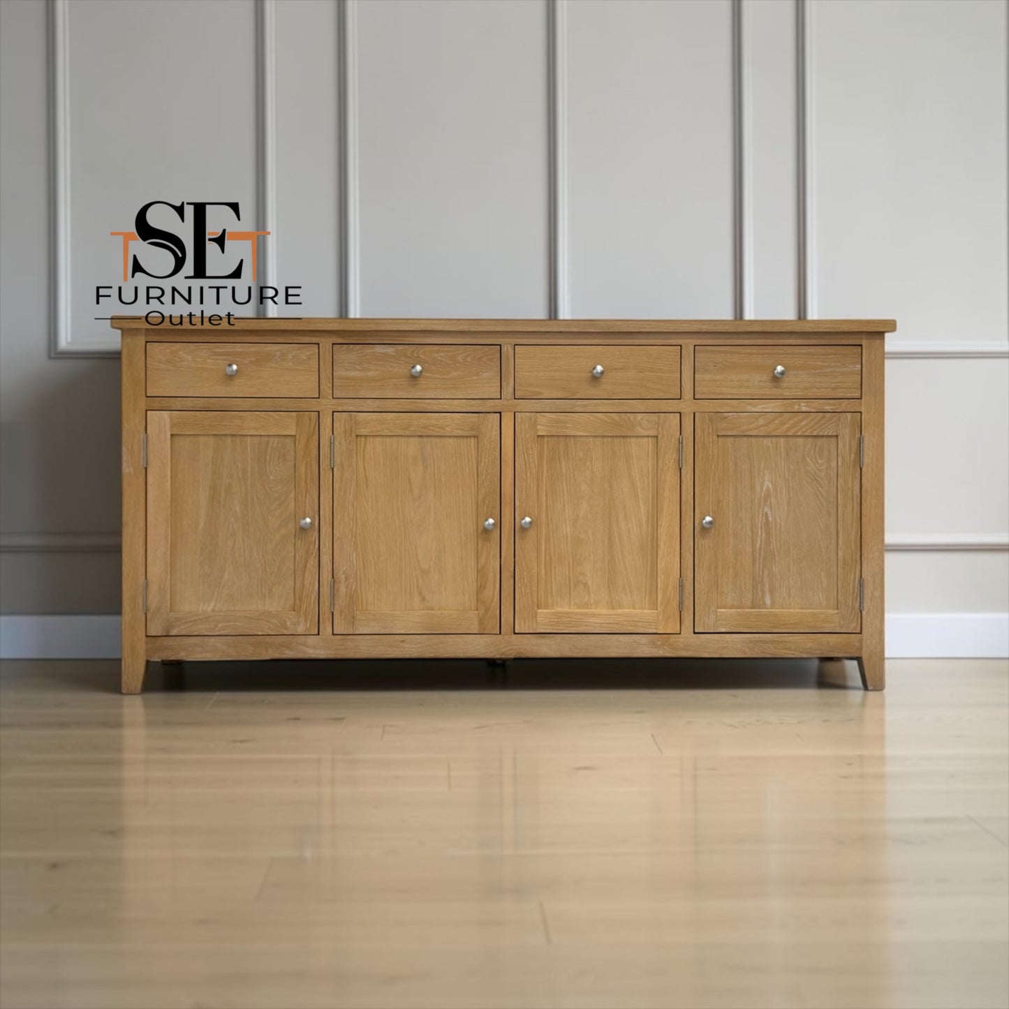 Whitewashed Finish Solid Oak & Oak Veneer Extra Large Sideboard, Inglesham Range RRP £999