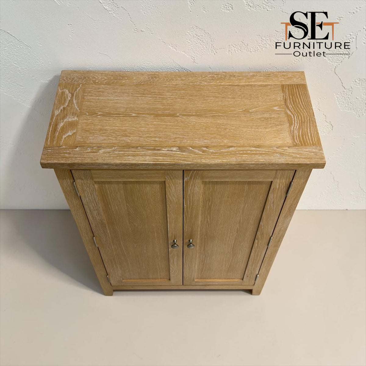 Whitewashed Finish Solid Oak & Oak Veneer Large Shoe Cupboard, Inglesham Range RRP £650