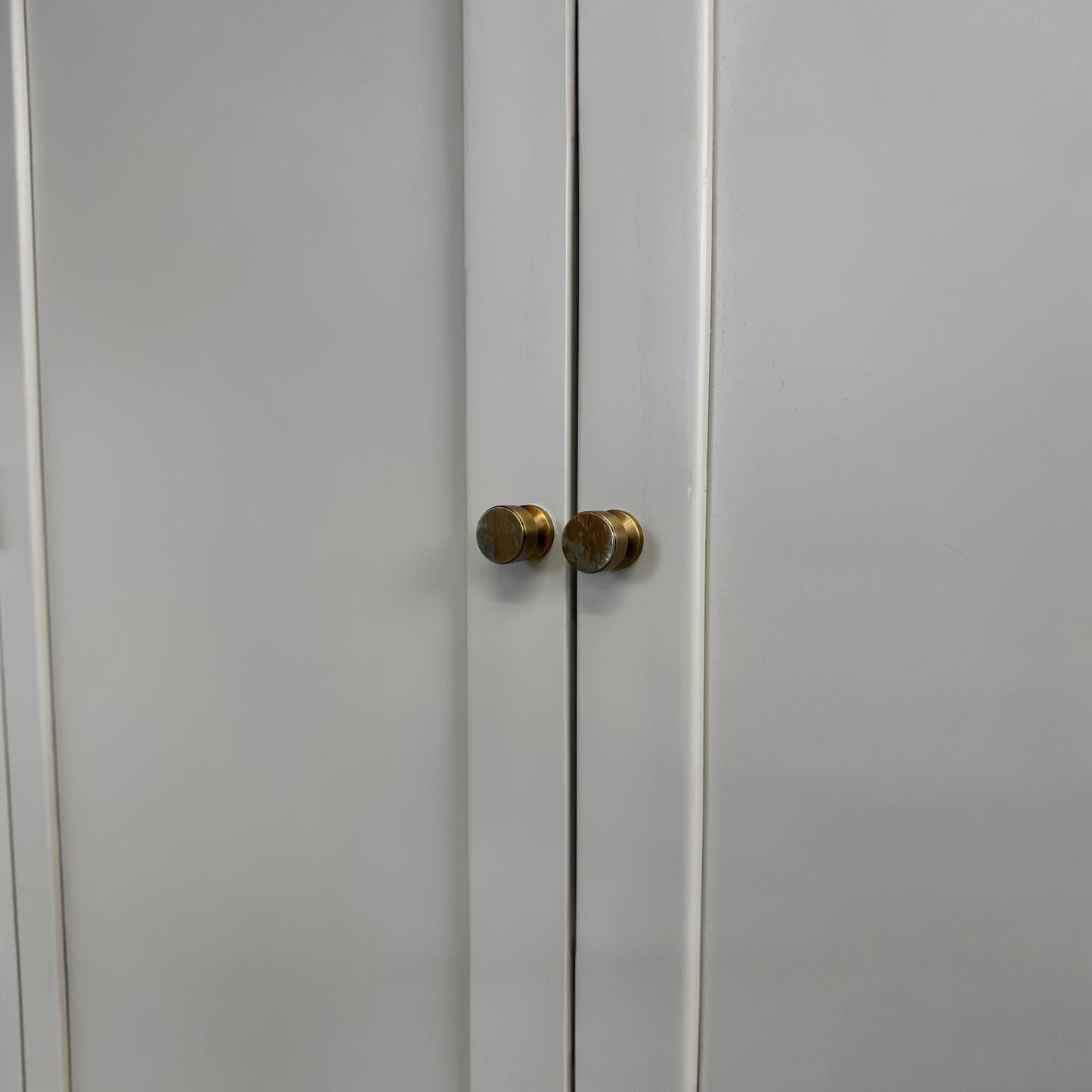 Natural Solid Oak & Painted Double Larder, Henley Range From Oak Furnitureland RRP £1599