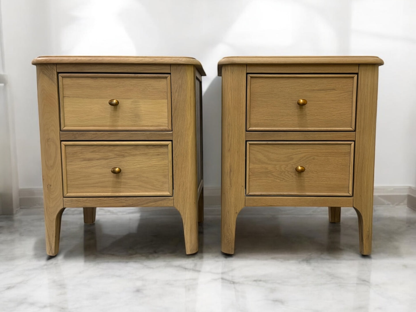 Oak Furnitureland Light Natural Solid Oak 2 Drawer Bedside Tables Newton Range RRP £498