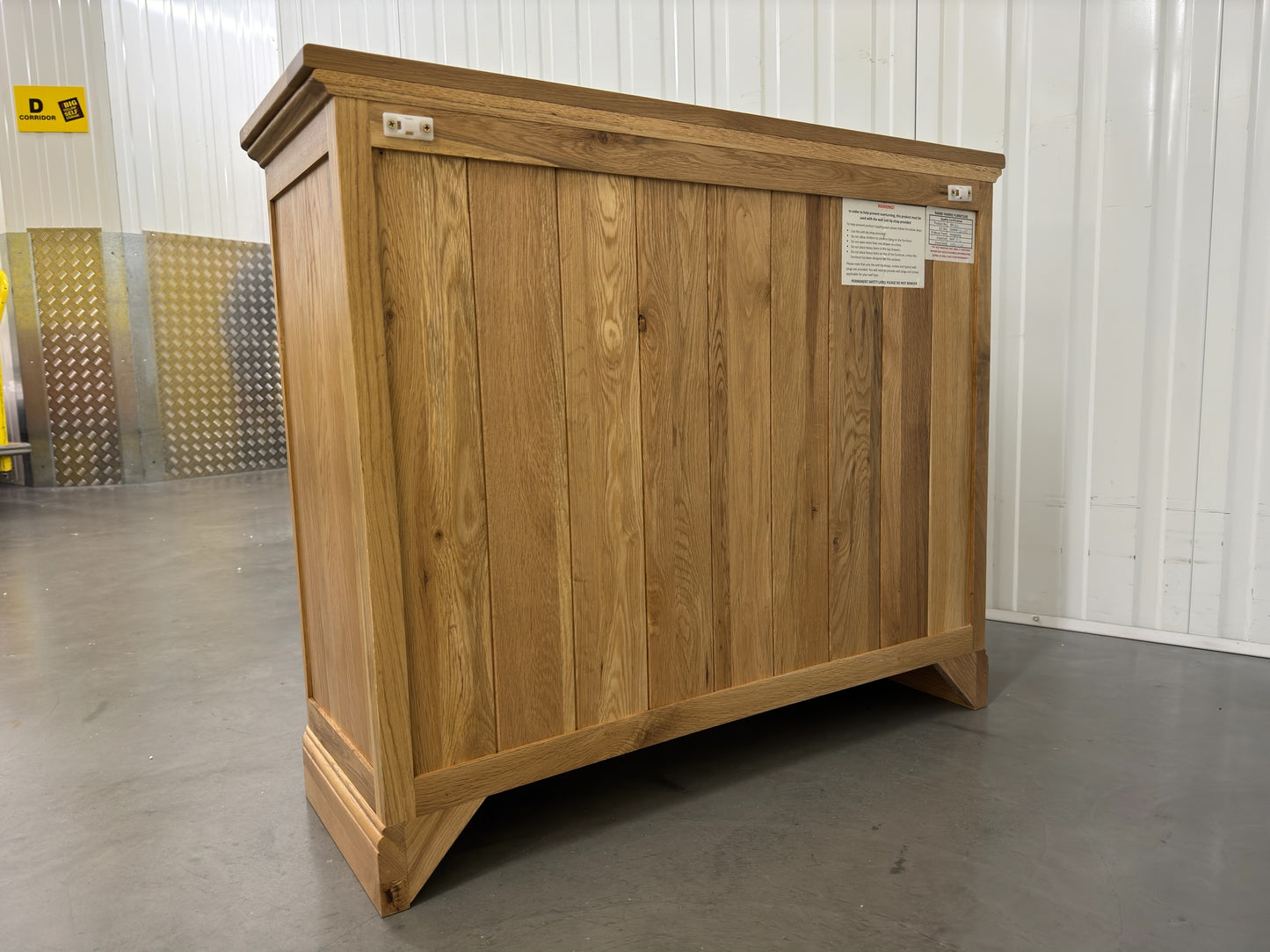 Solid Oak Storage Console Table,Traditionally Crafted with solid oak with no veneer, MDF or Chipboard used. RRP £389