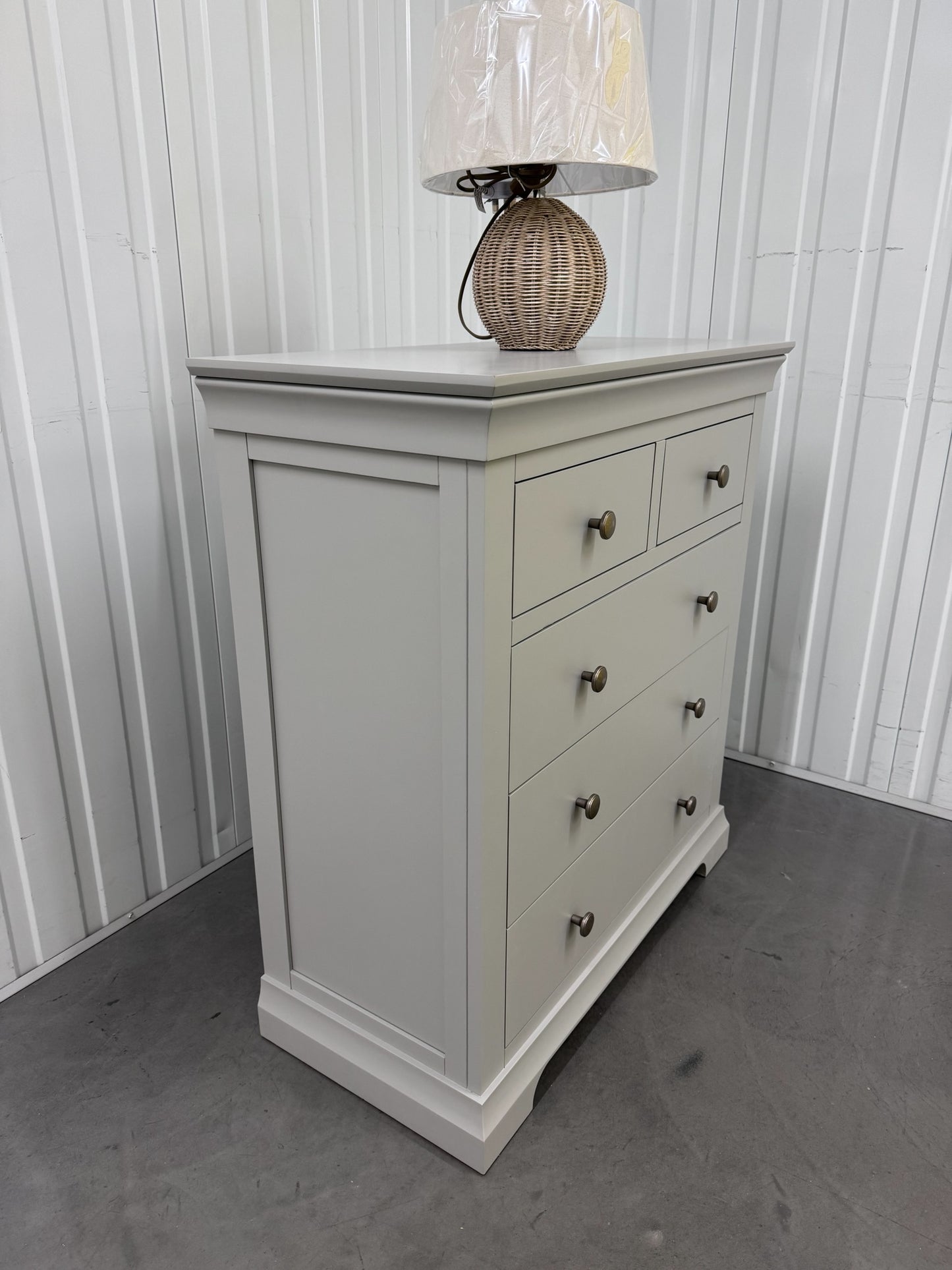 Solid Wood Frame & Pebble Grey Painted 5 Drawer Chest RRP £449