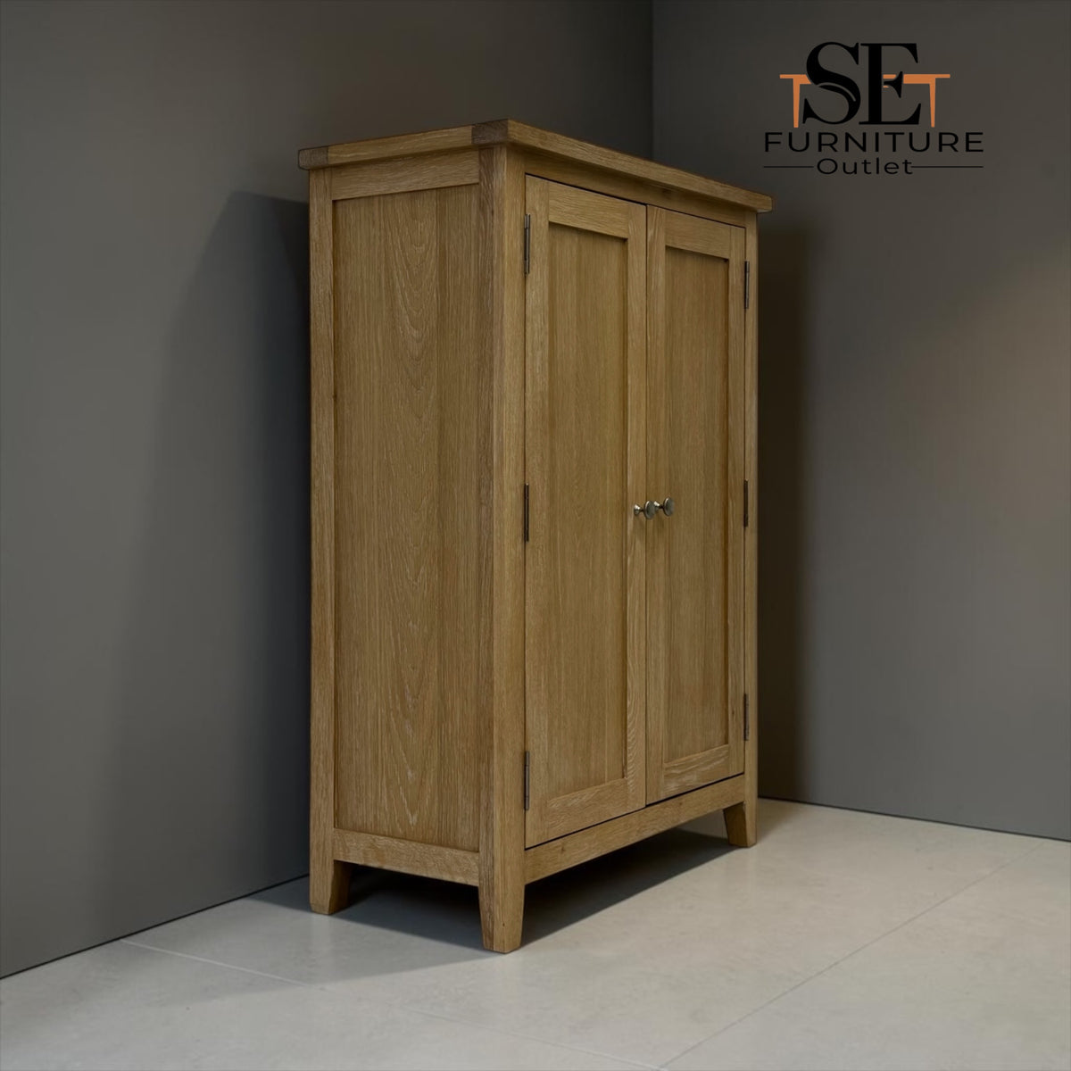 Whitewashed Finish Solid Oak & Oak Veneer Large Shoe Cupboard, Inglesham Range RRP £650