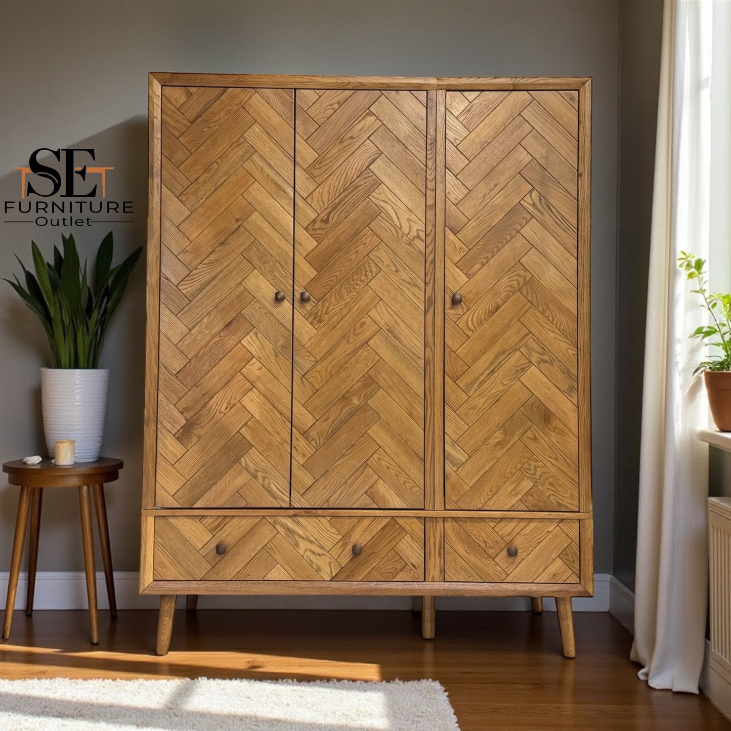 Brushed & Glazed Solid Oak Triple Wardrobe, Parquet Range From Oak Furnitureland RRP £1599