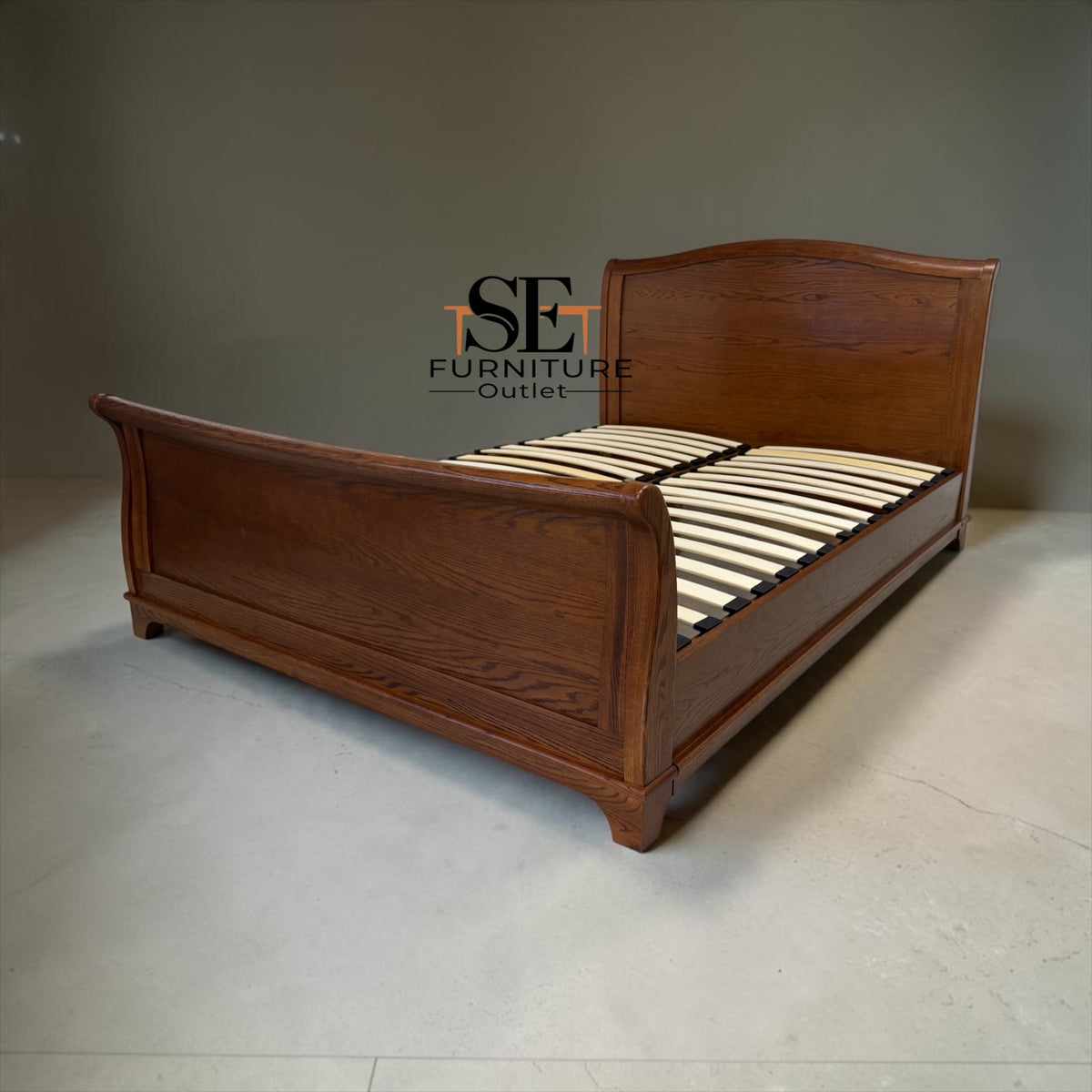 Solid Oak & Oak Veneer 5ft King Size Sleigh Bed, Winchcombe Dark Oak Range RRP £1350