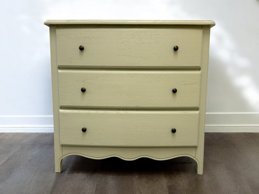 Cotswold Company Solid Oak Frame French Grey Painted Chest/Bedside Table Camille Range RRP £699