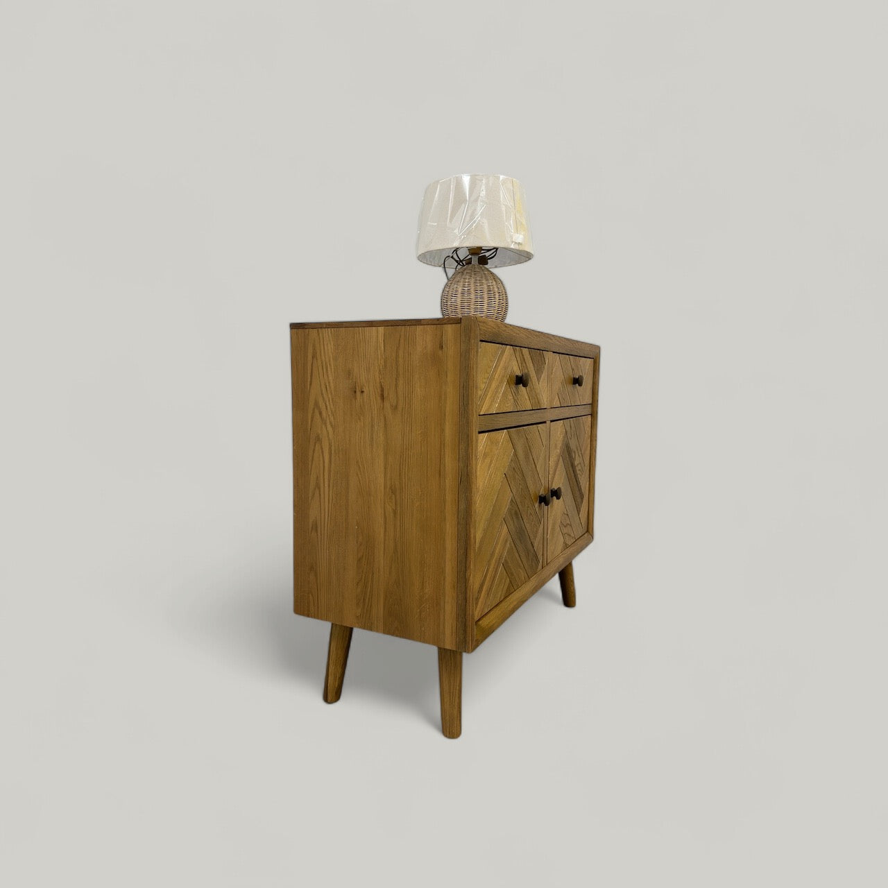 OAK FURNITURELAND BRUSHED & GLAZED SOLID OAK  SMALL SIDEBOARD PARQUET RANGE RRP £549