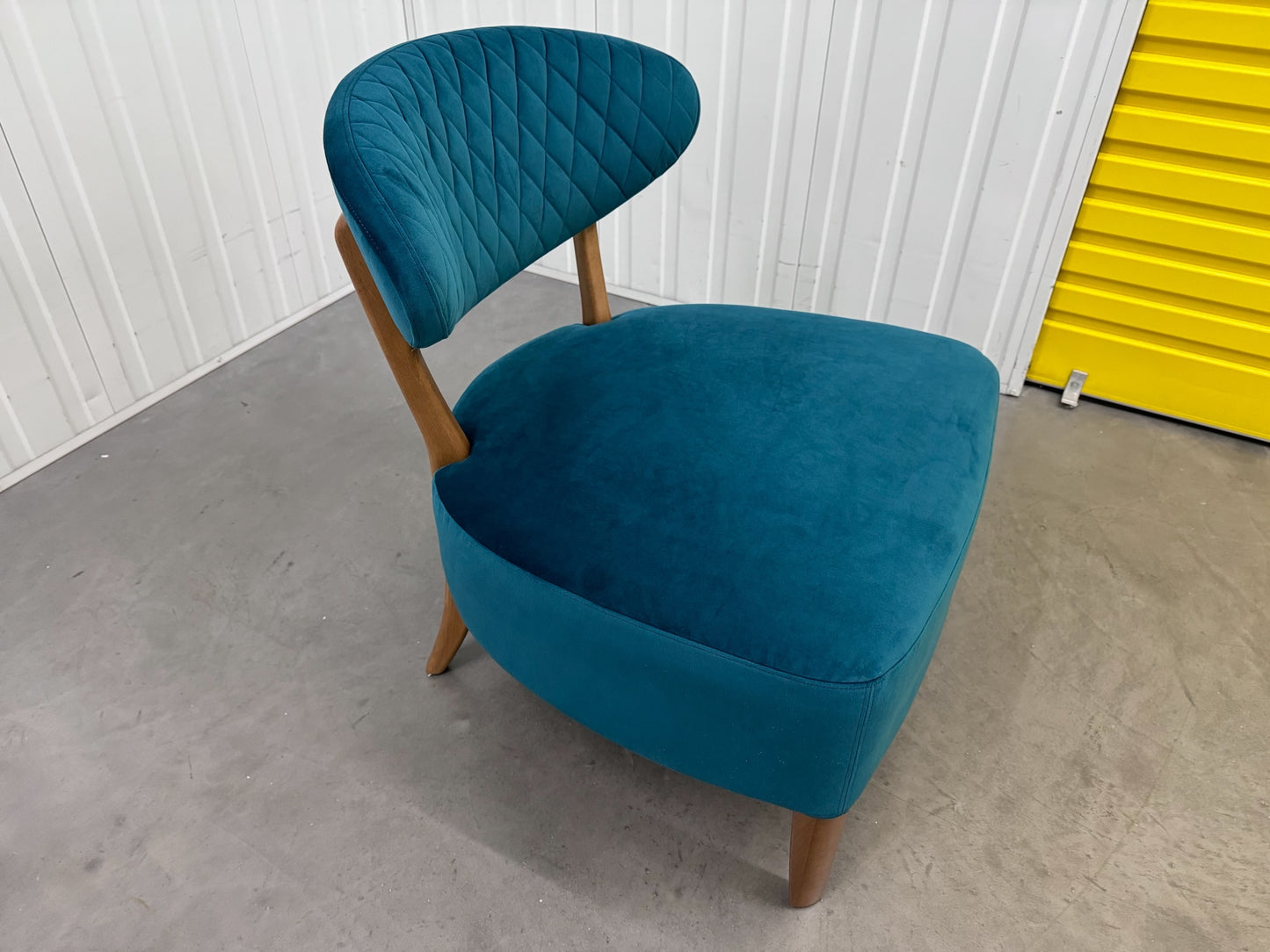 Sea Green Velvet Fabric Casual Chair With Solid Oak Frame RRP £589