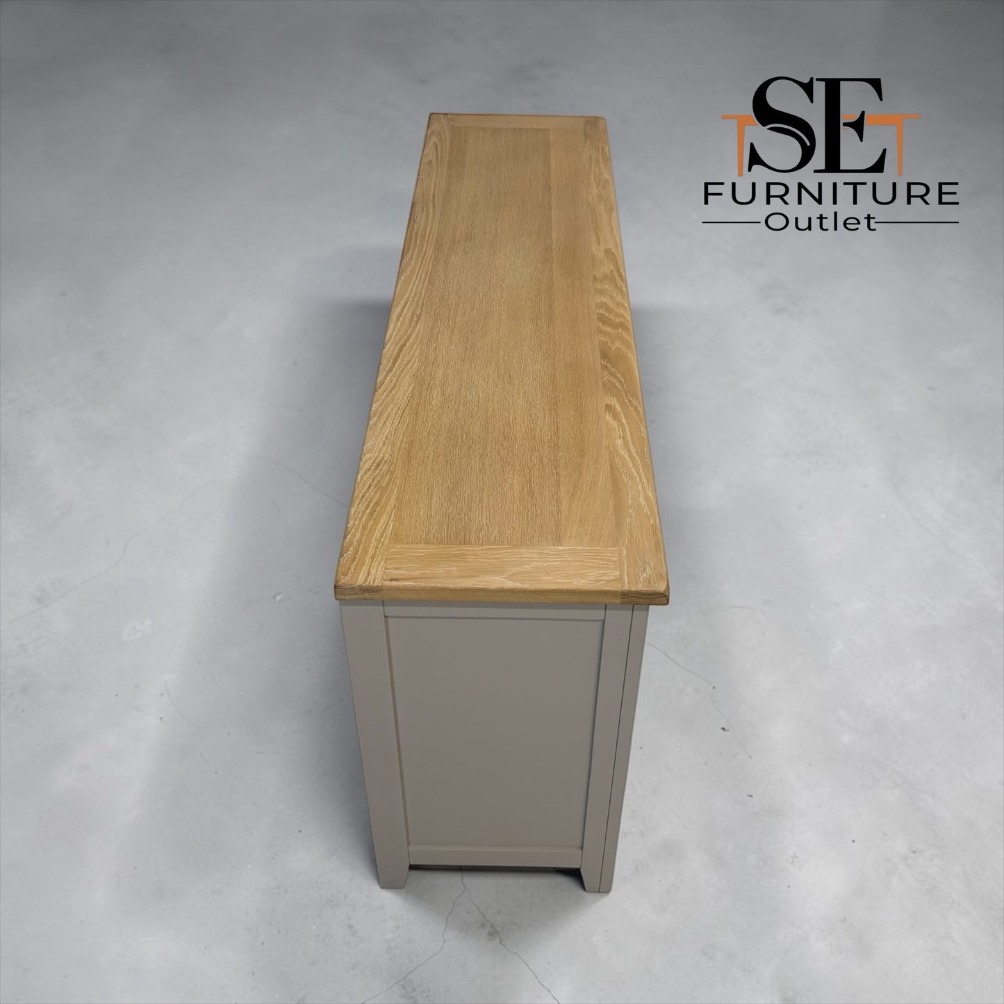 White Wax Finish Oak Top & Solid Wood Frames 8 Drawer Chest, Chester Limestone Range RRP £750