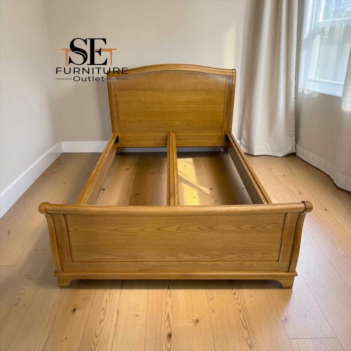 Solid Oak & Oak Veneer Double Sleigh Bed Winchcombe Oiled Oak Range RRP £1250