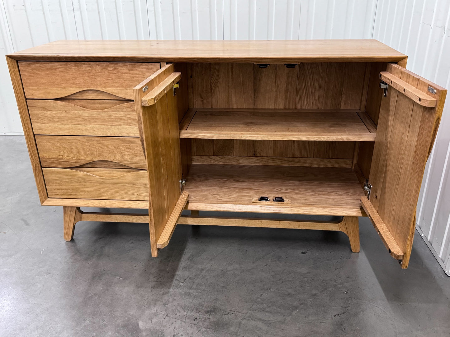 Oak Furnitureland Natural Solid Oak Sideboard Ellipse Range RRP £619