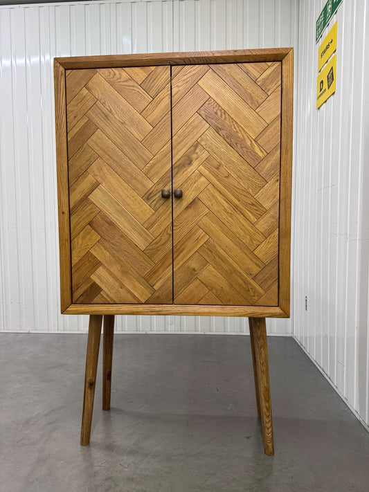 Oak Furnitureland Brushed & Glazed Oak Drinks Cabinet Parquet Range RRP £649