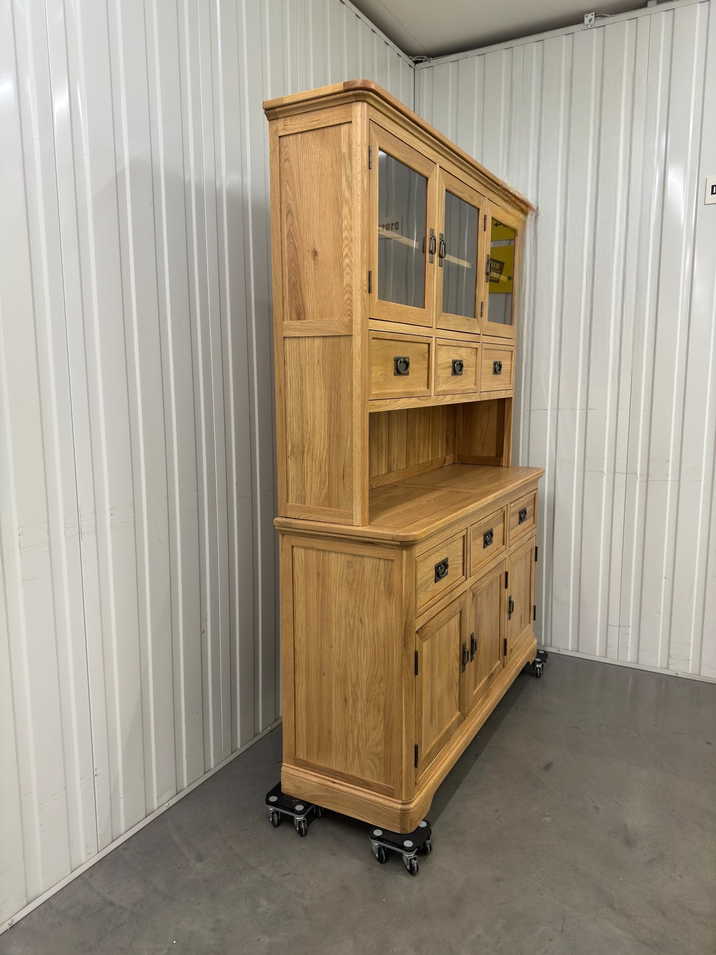 Solid Oak Large Dresser,Traditionally Crafted with solid oak with no veneer, MDF or chipboard used. RRP £1199