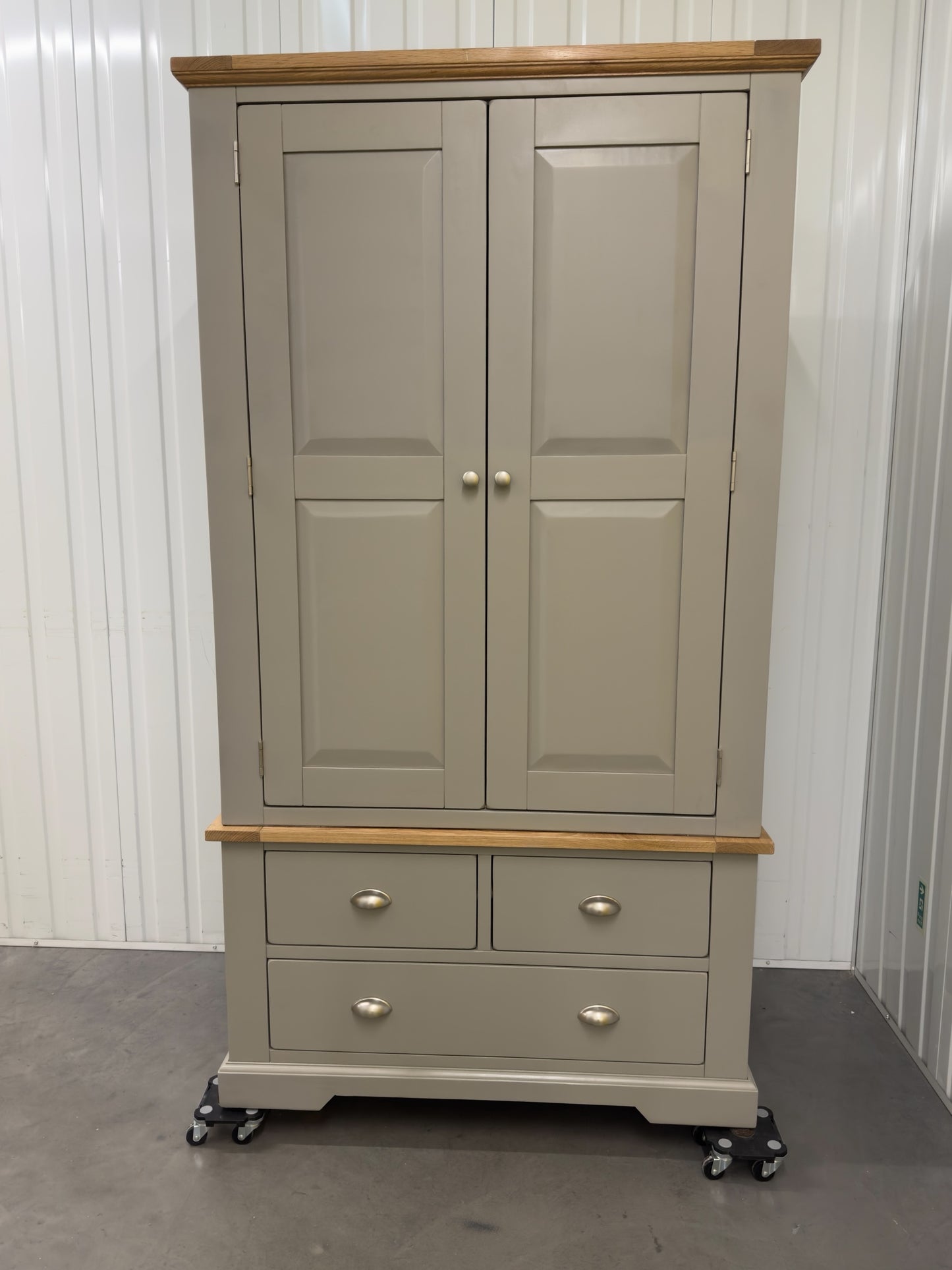 Oak Furnitureland Oak & Grey Painted Kitchen Larder St Ives Range RRP £1449