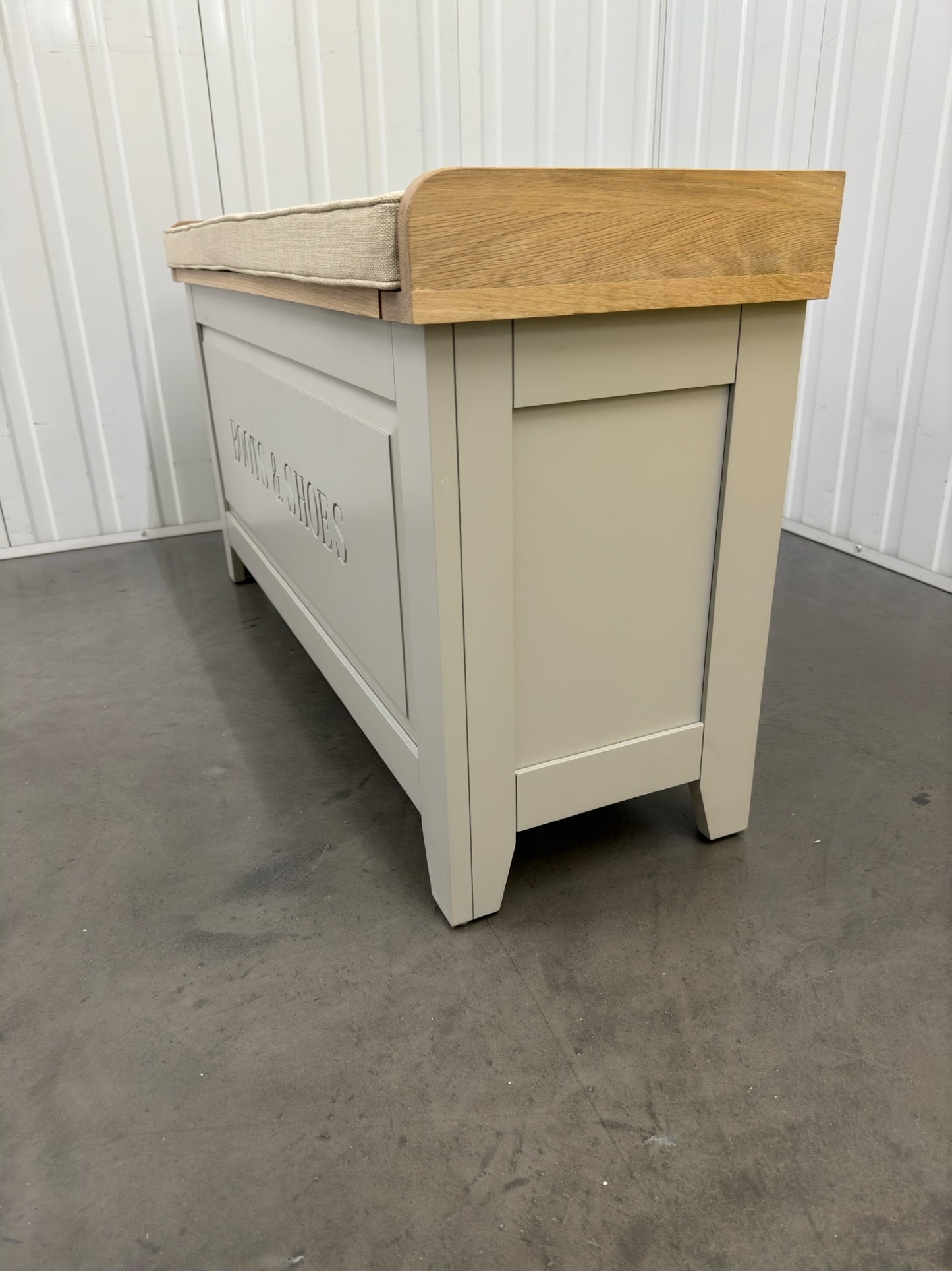 White Washed Oak Top & Grey Painted Shoe Storage & Bench with Cushion RRP £425