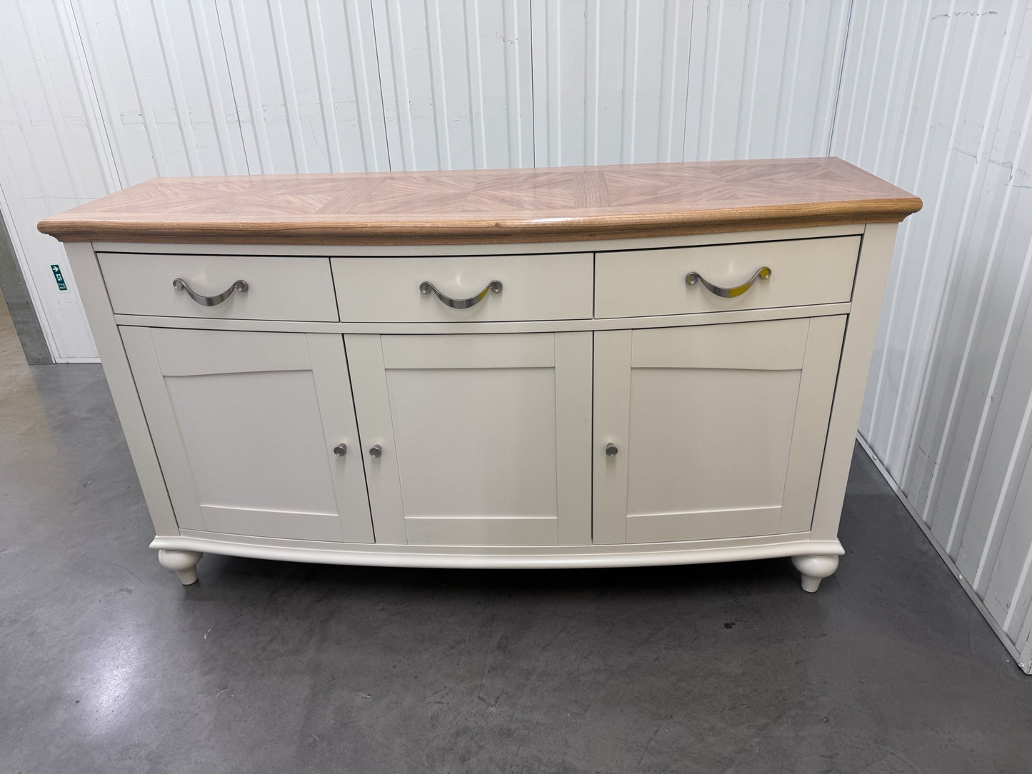 Bentleys Pale Oak Top & Painted Bow Fronted Sideboard RRP £1199