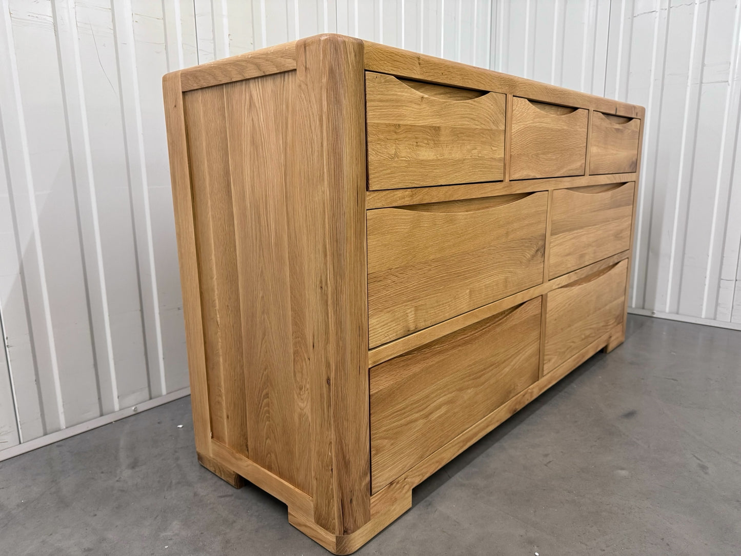 Solid Oak 7 Drawer Chest w/Curved Edges and Corners w/Dovetail Joints RRP £879