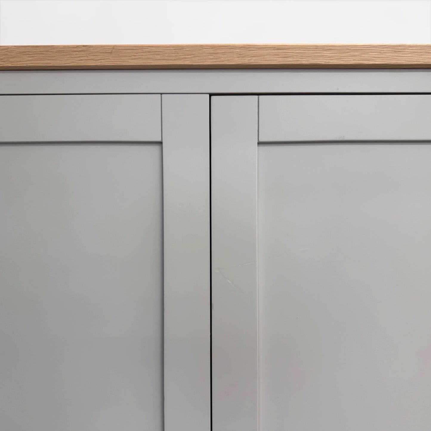 Oak Top & Solid Wood Frames 2 Door Hallway Cupboard, Chester Dove Grey Range RRP £999