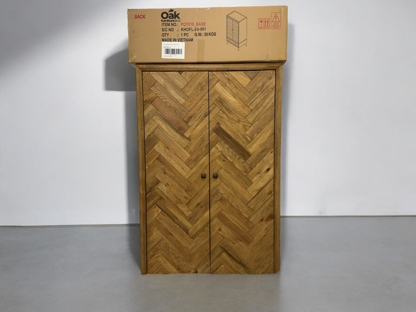 Oak Furnitureland Brushed & Glazed Solid Oak Double Wardrobe Parquet Range RRP £949