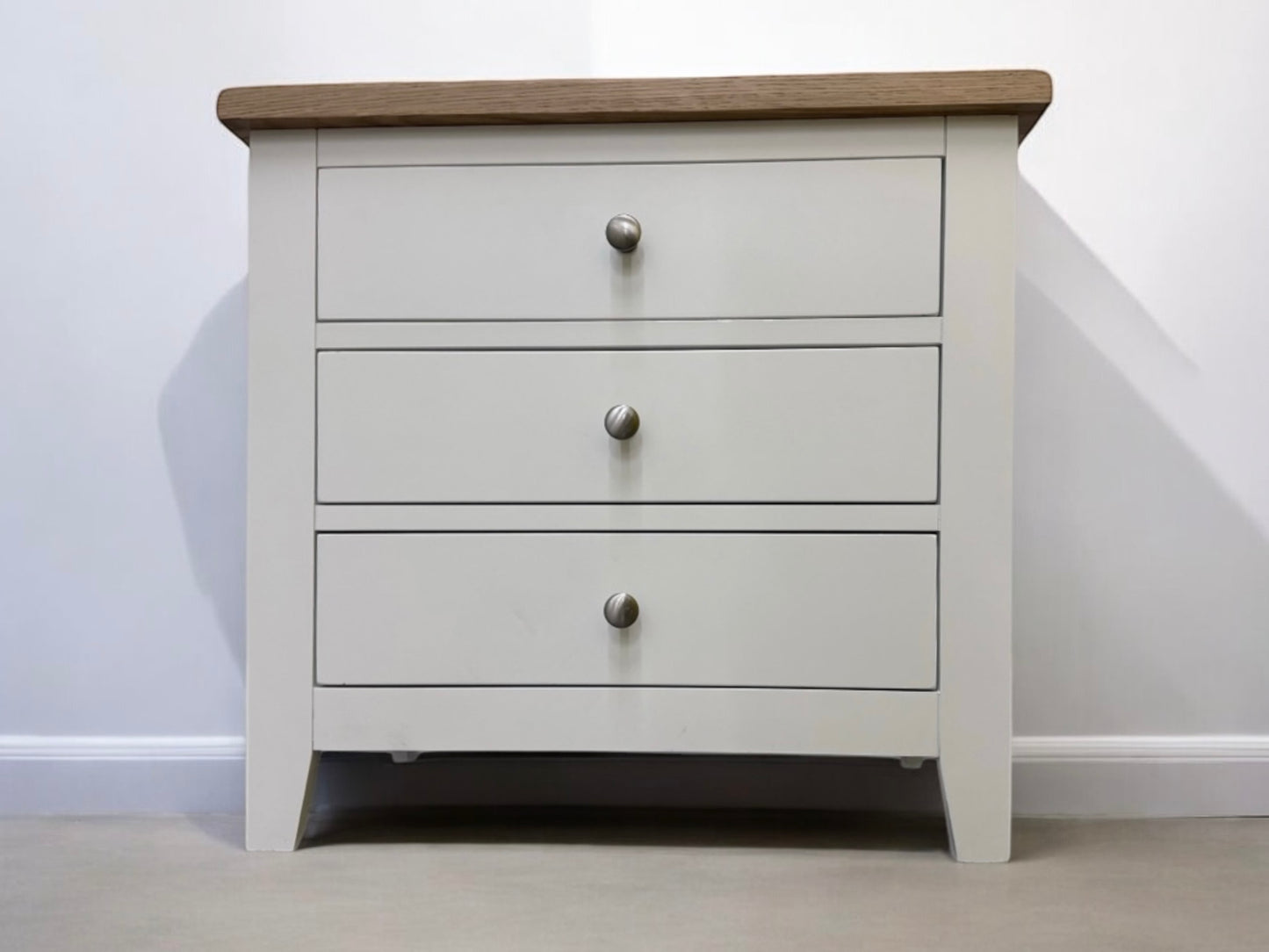 Cotswold Company Oak & Warm White Painted 3 Drawer Jumbo Bedside Table RRP £299