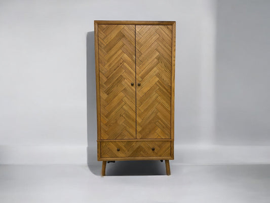 Oak Furnitureland Brushed & Glazed Solid Oak Double Wardrobe Parquet Range RRP £949