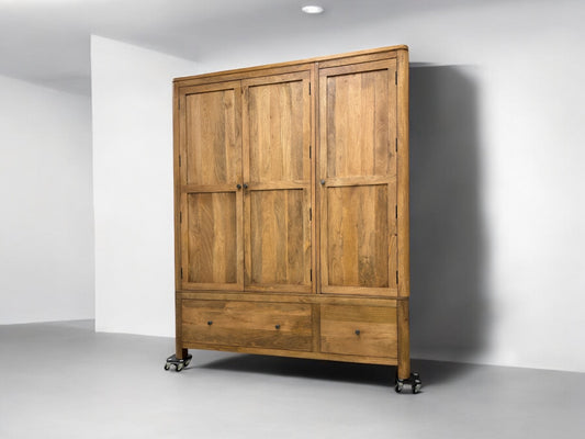 Oak Furnitureland Solid Mango Wood Triple Wardrobe Lyla Range RRP £1449