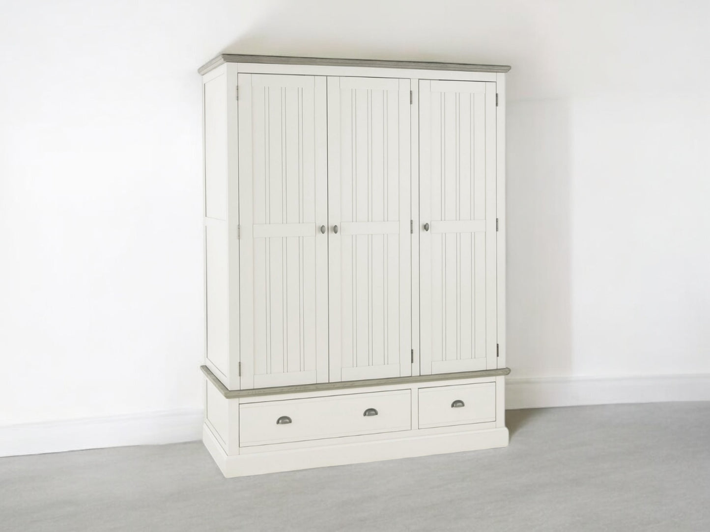 Oak Furnitureland Painted & Ash Top Triple Wardrobe Brompton Range RRP 1449