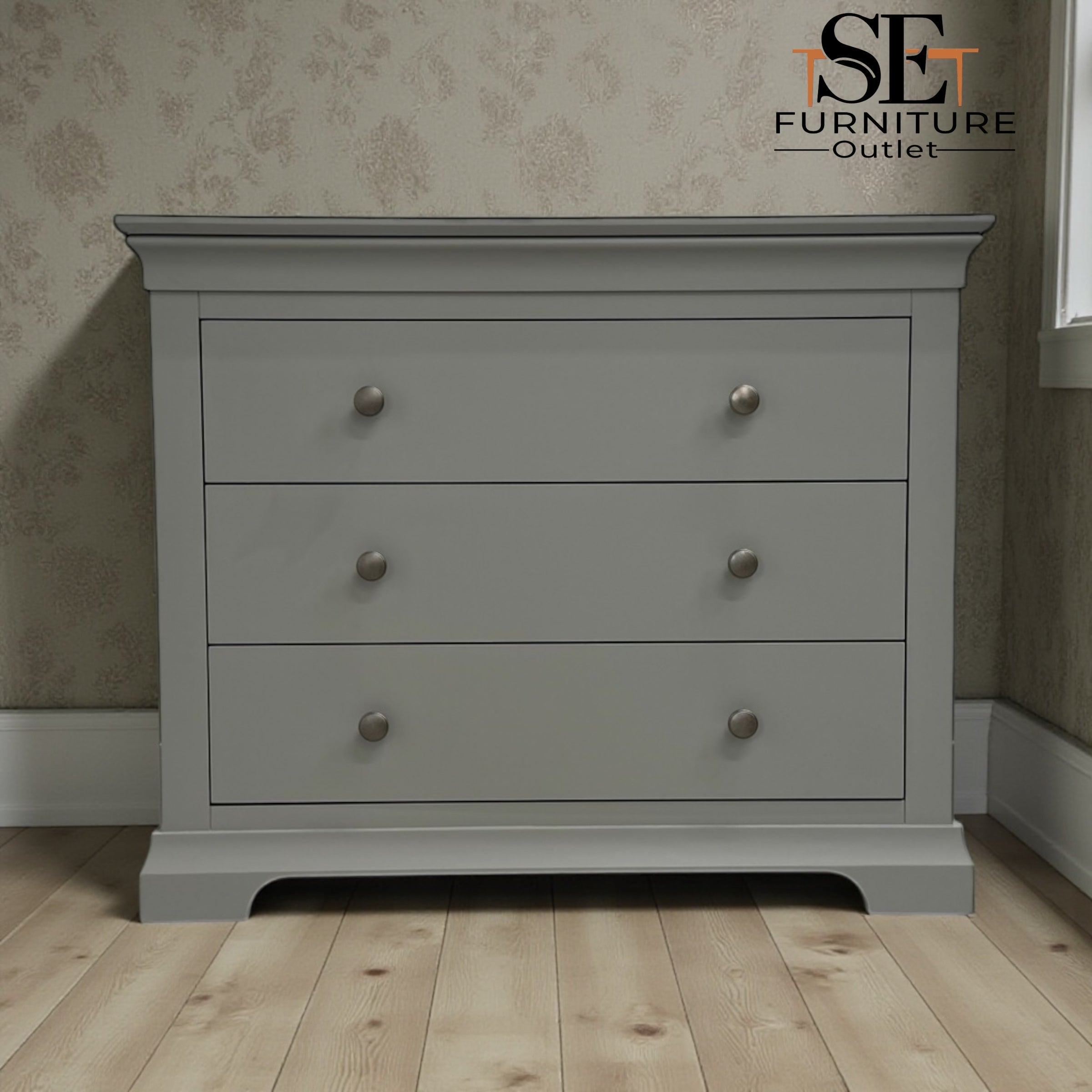 Compact Grey Painted Petite Chest from Cotswold Company – SE Furniture ...