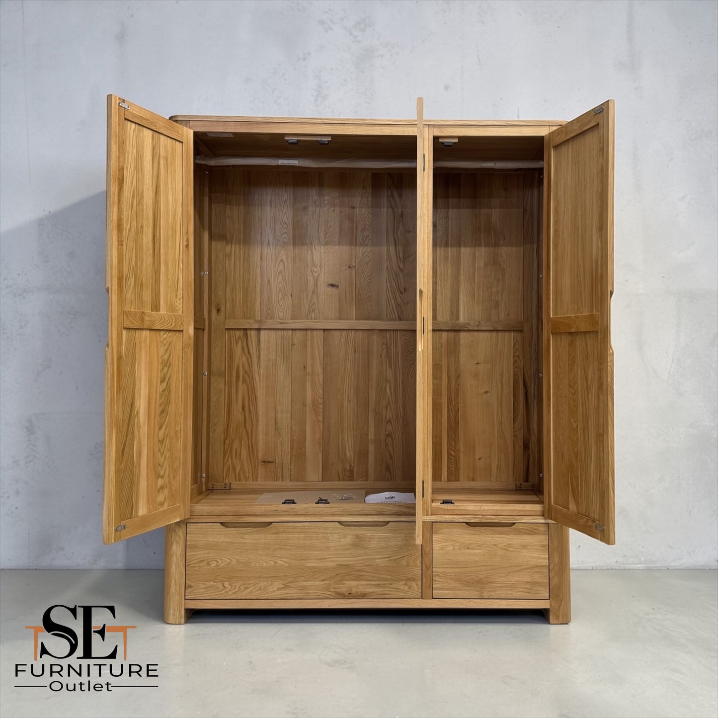 Natural Solid Oak Triple Wardrobe Romsey Range From Oak Furnitureland RRP £1599