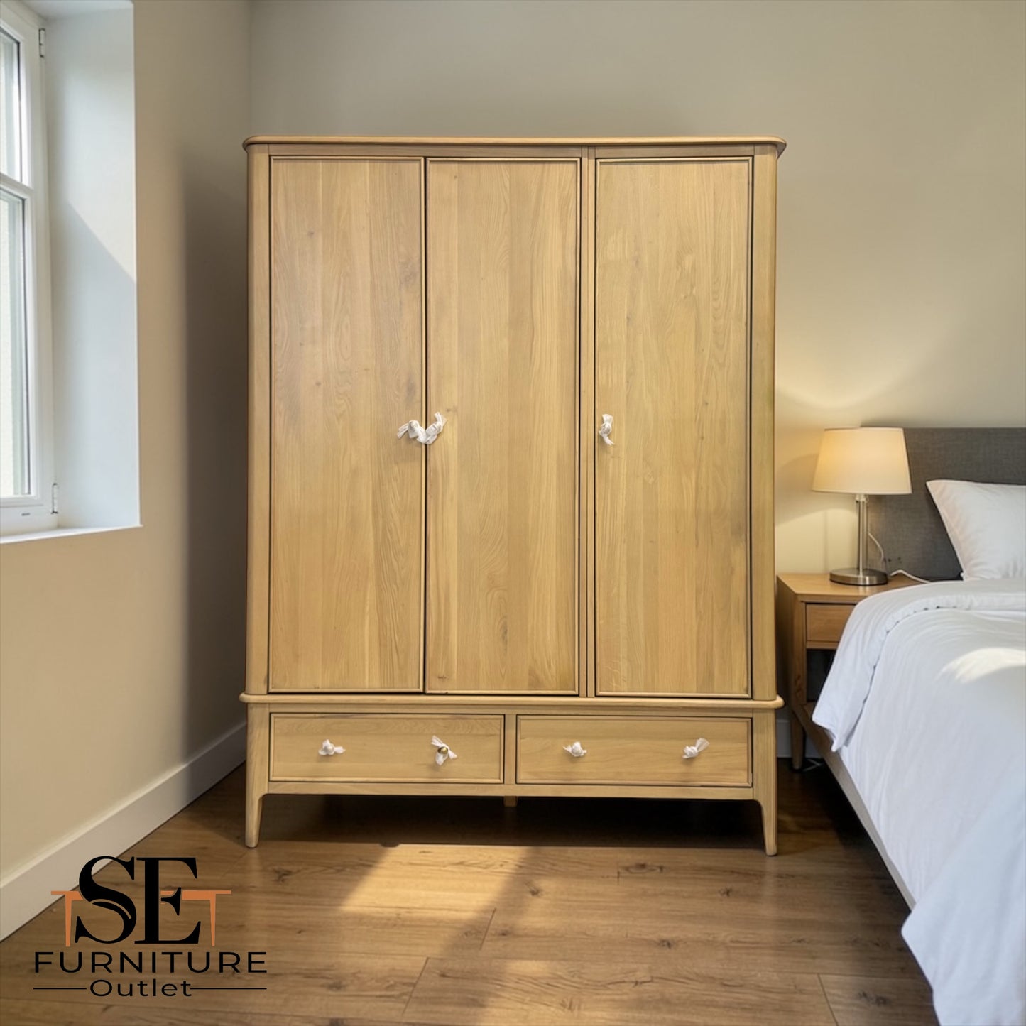 Light Natural Solid Oak Triple Wardrobe with Full-Size Mirror, Newton Range From Oak Furnitureland RRP £1599