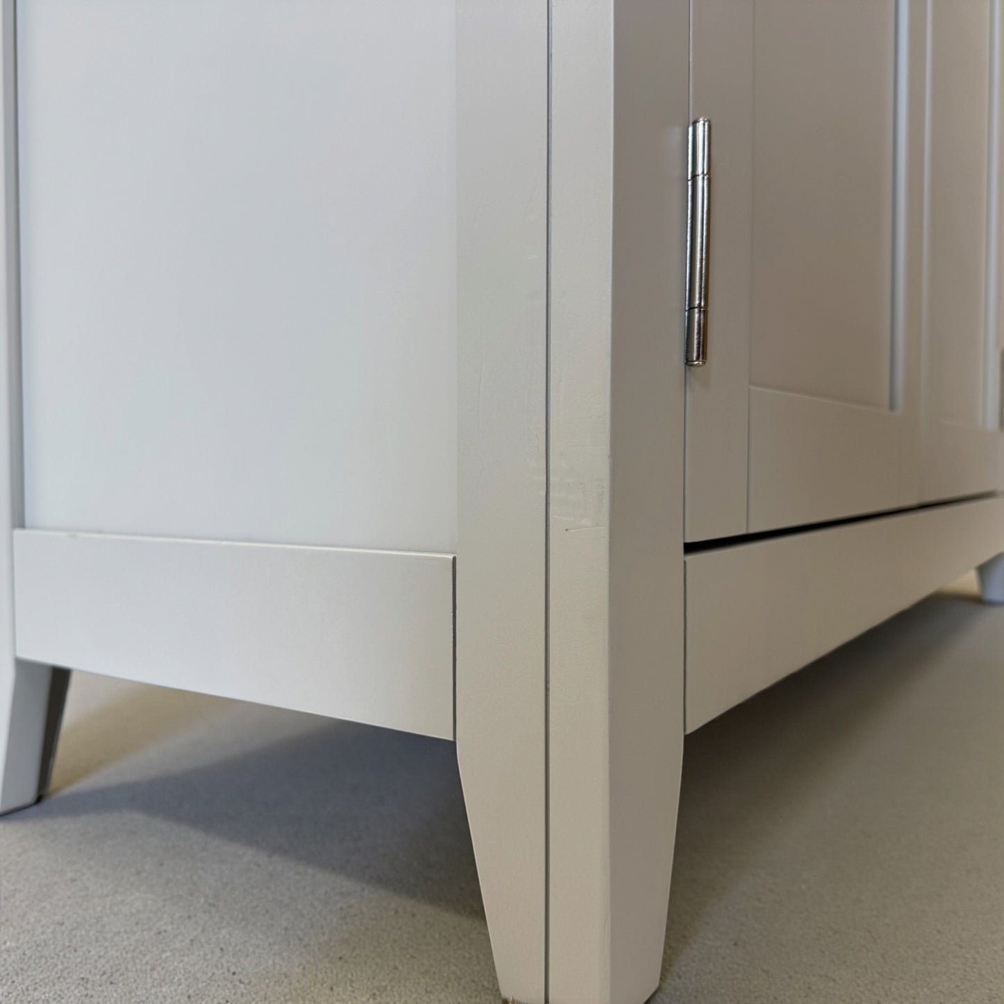Solid Oak Top & Solid Wood Frames 3 Door Hallway Cupboard, Chester Dove Grey Range RRP £1300